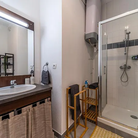Le Savane - Hypercentre - Parking - Metro - Wifi - Netflix * Tourcoing