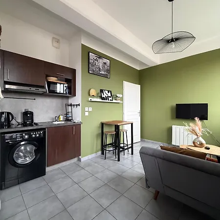 Le Savane - Hypercentre - Parking - Metro - Wifi - Netflix Tourcoing